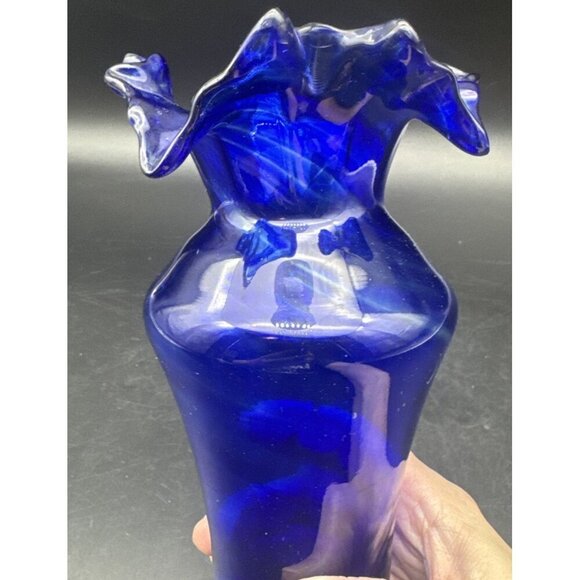 VTG MCM Cobalt Blue Swirl Glass Vase Crimped Ruffled Rim 8.5” - Picture 3 of 6